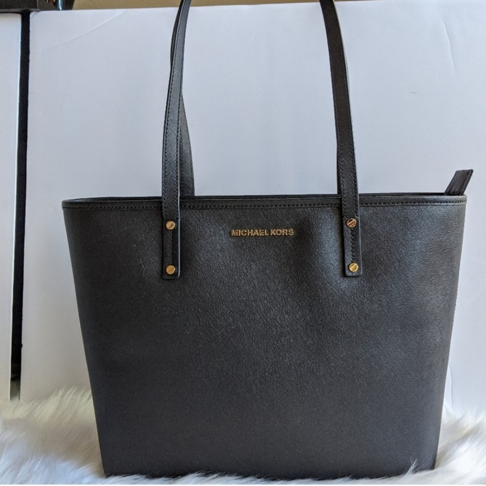 Michael Kors Jet Set Travel Md Tz Tote